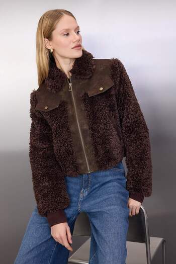 Trendyol Collection Brown Regular Fit Suede Detailed Fur Jacket Coat Twoaw26Mo00075