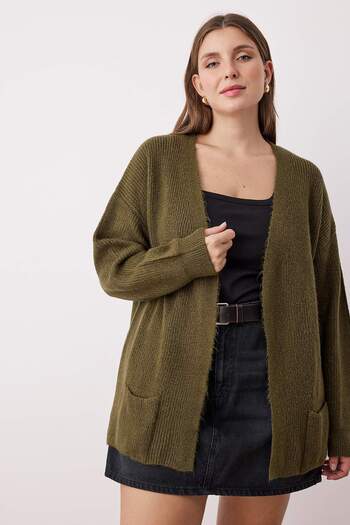 Trendyol Curve Khaki Soft Textured Pocket Detailed Knitwear Cardigan Tbbaw26Av00027