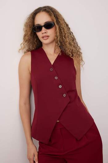 Trendyol Collection Burgundy Regular Buttoned Woven Vest Twoss24Ye00007