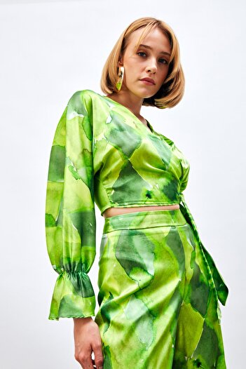 Sateen Patterned Blouse with Side Ties - Green