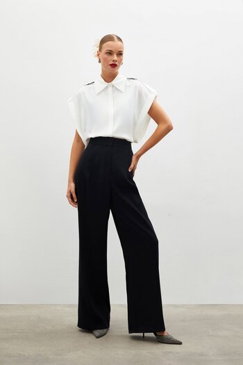 Sateen Pleat Detailed Loose Trousers - Black