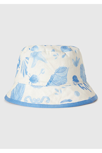 United Colors of Benetton Boy's White Patterned Double-Sided Bucket Hat with Logo Detail on the Front
