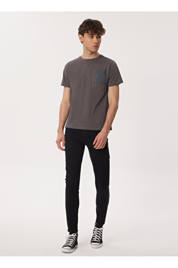 Lee Cooper Ανδρικό μπλουζάκι με λαιμόκοψη γκρι 232 LCM 242004 MOBY GRAY