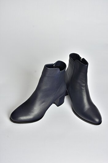 Fox Shoes V468581003 Lacivert Hakiki Deri Kalın Topuklu Kadın Bot
