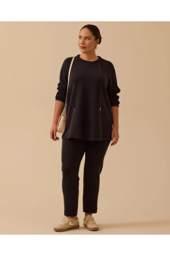 Gala-Xi Plus Size Lace-Up Basic Sweatshirt