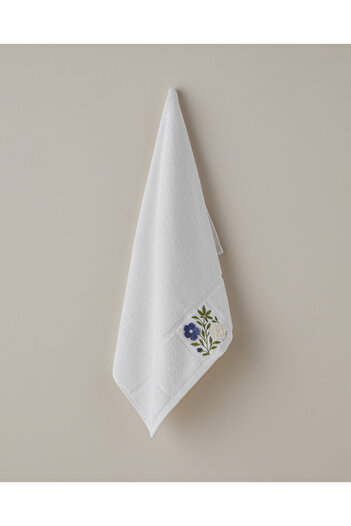 English Home Serene Floral Cotton Embossed Embroidered Face Towel 50X80 cm White