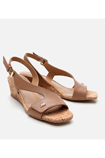 Hotiç Women's Leather Beige Belted Wedge Heeled Sandals