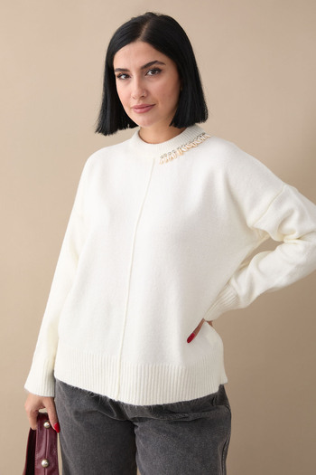InStyle White Knitwear Sweater - Sea Shell Stone Detailed