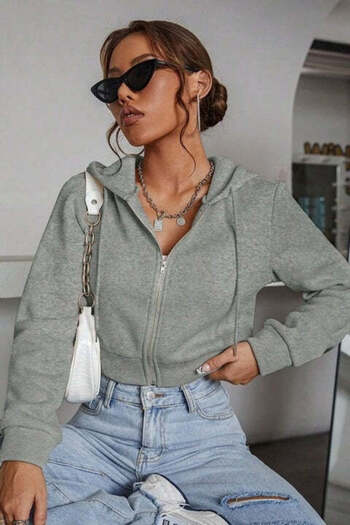StreetWear Outlet Women's Sweatshirt, Short With Zipper And Drawstring