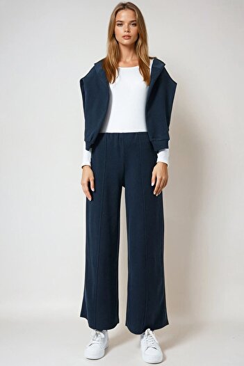 VAGGON Women's Navy Blue Elastic Waist Pocketless Palazzo Trousers Vs01027