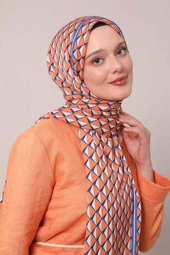 Levidor Orange Triangle Pattern Club Shawl