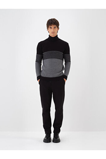 Xint Erkek Siyah Pamuk Dokulu Regular Fit Jogger Pantolon