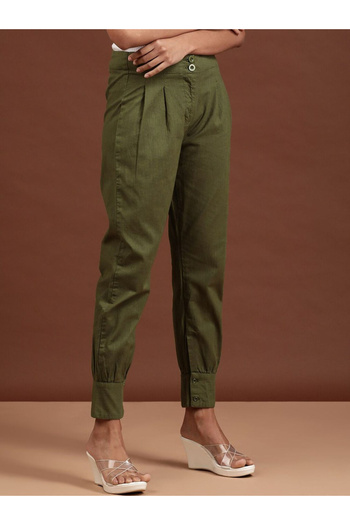 Freehand By Styli Women Green Tapered Fit Solid Pants