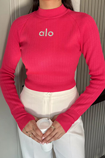 julude Fuchsia Pre-Printed Crop Top Knitwear Blouse (Available in S, M, L)