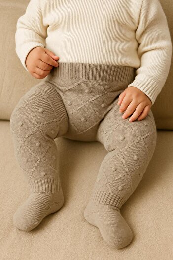 meriç bebe - bütün çocuklar melektir. mrc Baklava Patterned Seamless Silicone Threaded Booties with Single Bottom 0-12 Months – Unisex Baby Bottoms, Gift