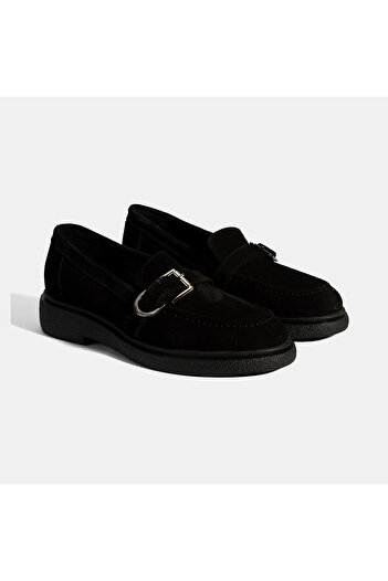 Desa Women's Black Metal Buckle Detailed Suede Loafer