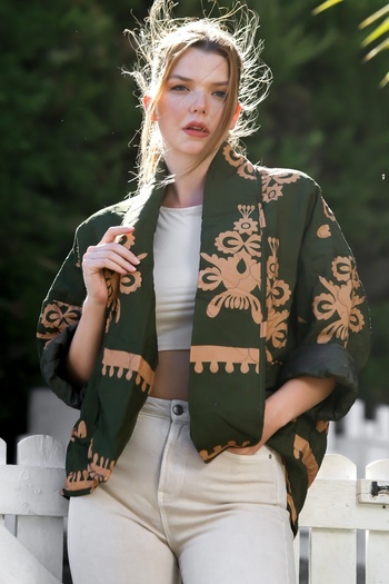 Chiccy Italian Green Shawl Collar Long Sleeve Patterned Pocket Quilted Back Long Woven Jacket 70 66
