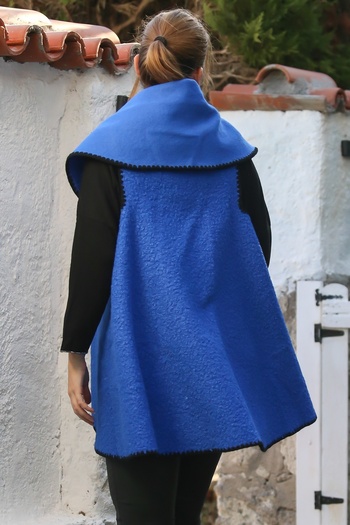 Chiccy Italian Blue Shawl Collar Sleeveless No Closure No Pockets Shepherd Stitching Cashmere Oversized Woven Vest 70 70