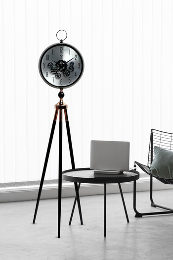 VOGUE VENUE Premium Vintage Tripod Foot Clock Adjustable Wooden Stand Antique Style Decorative Standing Clock