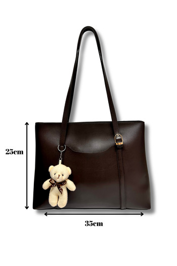 fular & bags Women's Zippered Brown Shoulder and Shoulder Bag with Bear Accessory