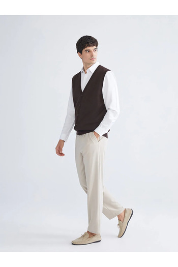 LC Waikiki Lcwaikiki classic brown standard fit v-neck men's knit vest