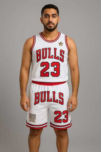 Candle Basketball Kit - Chicago Bulls No. 23 (White)