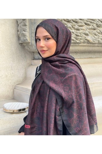 MODA Retro Pattern Black Burgundy Soft Shawl