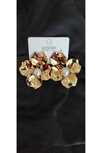 LUXURY Pearl Flower Earrings - Stainless Steel, Gold Color, Elegant and Stylish Women's Earrings