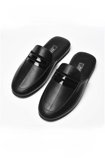 QKK Men's Black Poly Sole Buckle Faux Leather Dowry House Slippers Q3G8K0Ck