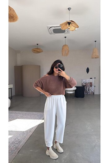 Buket Teke Ecru Leg-Tied Tracksuit