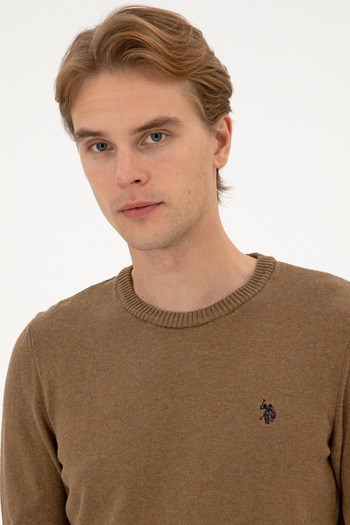 U.S. Polo Assn. Men's Slim Fit Crew Neck Khaki Melange Basic Sweater 50313713-Vr125