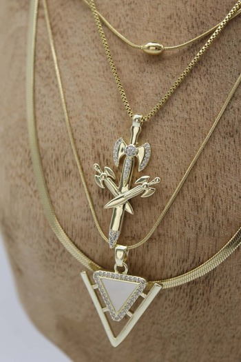 Nenya Vip Steel Italian Crushed and Cube Chain Axe and White Mother-Of-Pearl Shield Model 4-Piece Combination Necklace