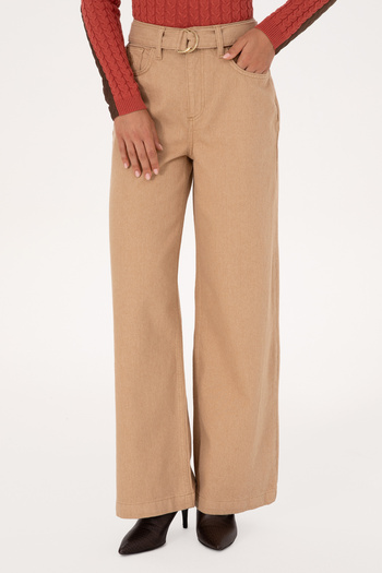 U.S. Polo Assn. Women's Camel Loose Fit Jean Pants 50308367-Dn0033