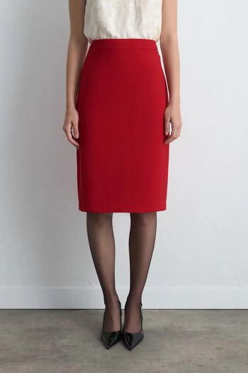 Gusto Crepe Pencil Skirt - Red