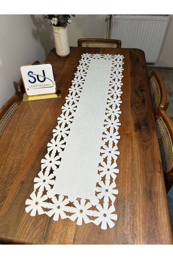 EHA LAZER White Floral Table Runner