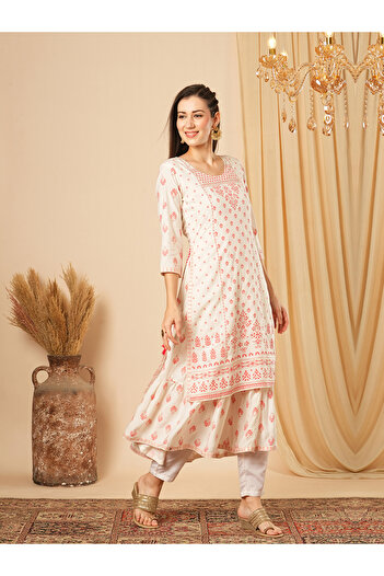 Globus By Styli Off White Gold Foil Ethnic Print Layered Festive Kurta