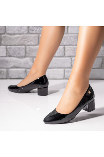 BMoD Black women's heeled shoes with a glossy look MOD06430