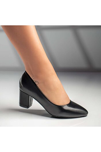 BMoD Black women's shoes with a block heel MOD03690