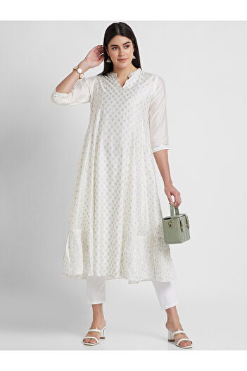 Globus By Styli Off White Printed Collared Anarkali Kurta