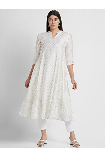 Globus By Styli Off White Printed Collared Anarkali Kurta