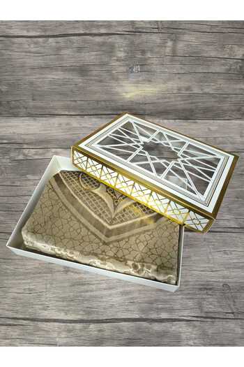 Haktan Yayın Dağıtım Silk Prayerye Mat Begüm Set Boxed Version Gold