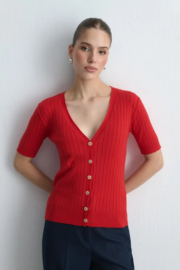 Gusto Short Sleeve Ribbed Knit Cardigan - Red
