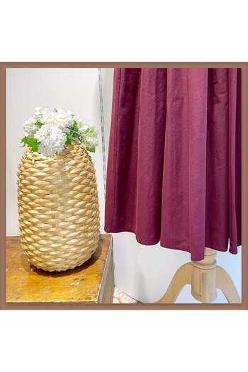 Faya Boutique Burgundy Belted Pleated Skirt