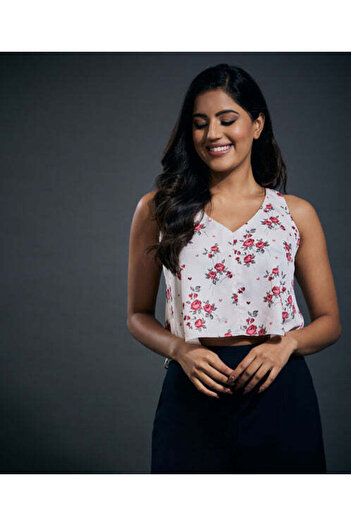 Zigzag Printed Vneck Floral Satin top