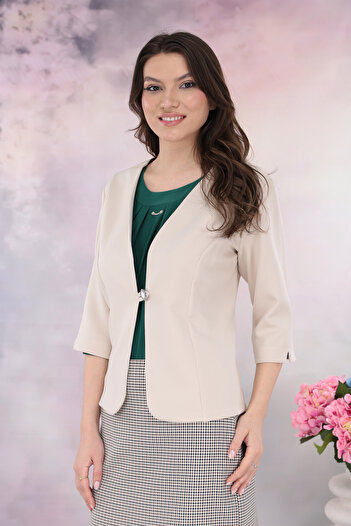 Trend Land Ivory jacket made of elastic fabric