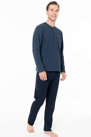 U.S. Polo Assn. Men's button-down long sleeve winter pajama set