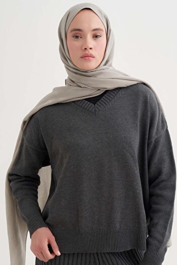 carell Geometric Pattern Liora Cotton Shawl Gray