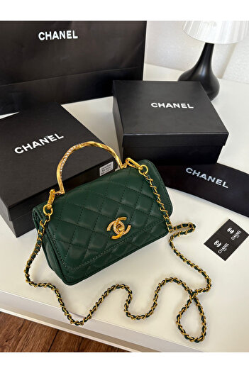 GENERAL High quality shoulder bag with accessories