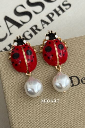 MioArt Kumsal Collection Design Viral Dangling Ladybug Earrings
