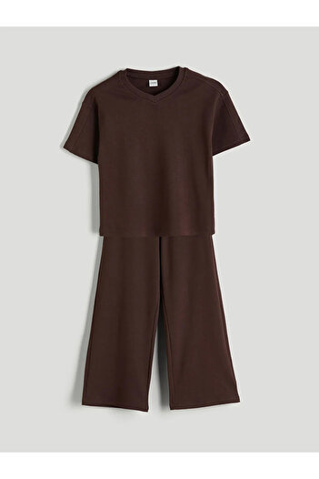 LC Waikiki V-Neck Girls' T-Shirt and Sweatpants